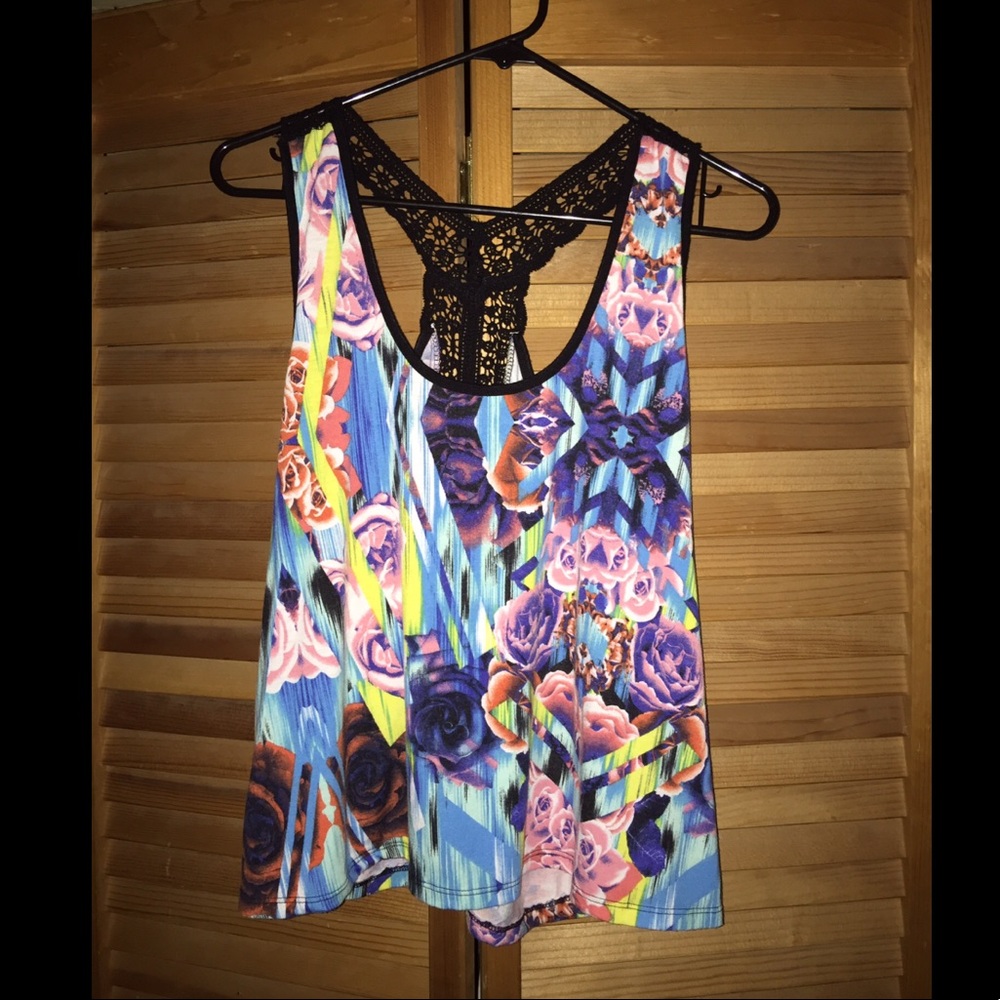 Self Esteem Floral Shirt w/black lace strap size L